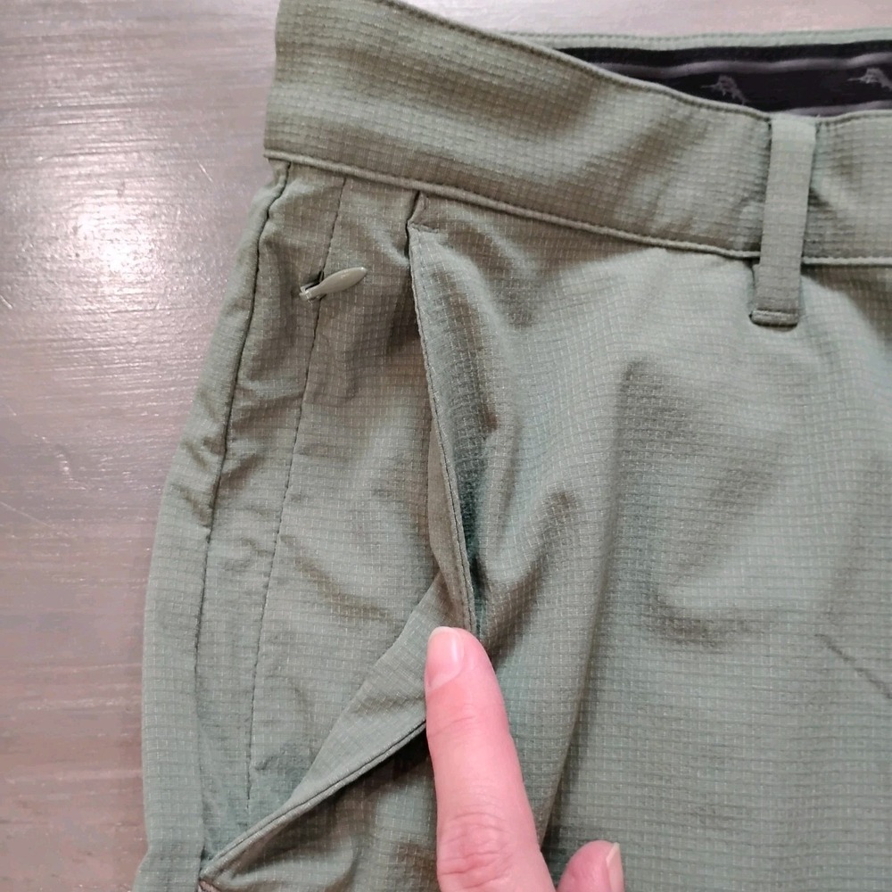 Tommy Bahama Performance Golf Shorts Men's 36 Olive Active Waist Zip Pocket - Picture 5 of 12